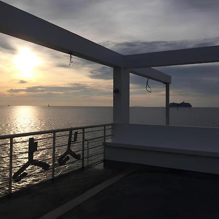Doulos Phos The Ship Hotel Lagoi Exterior foto