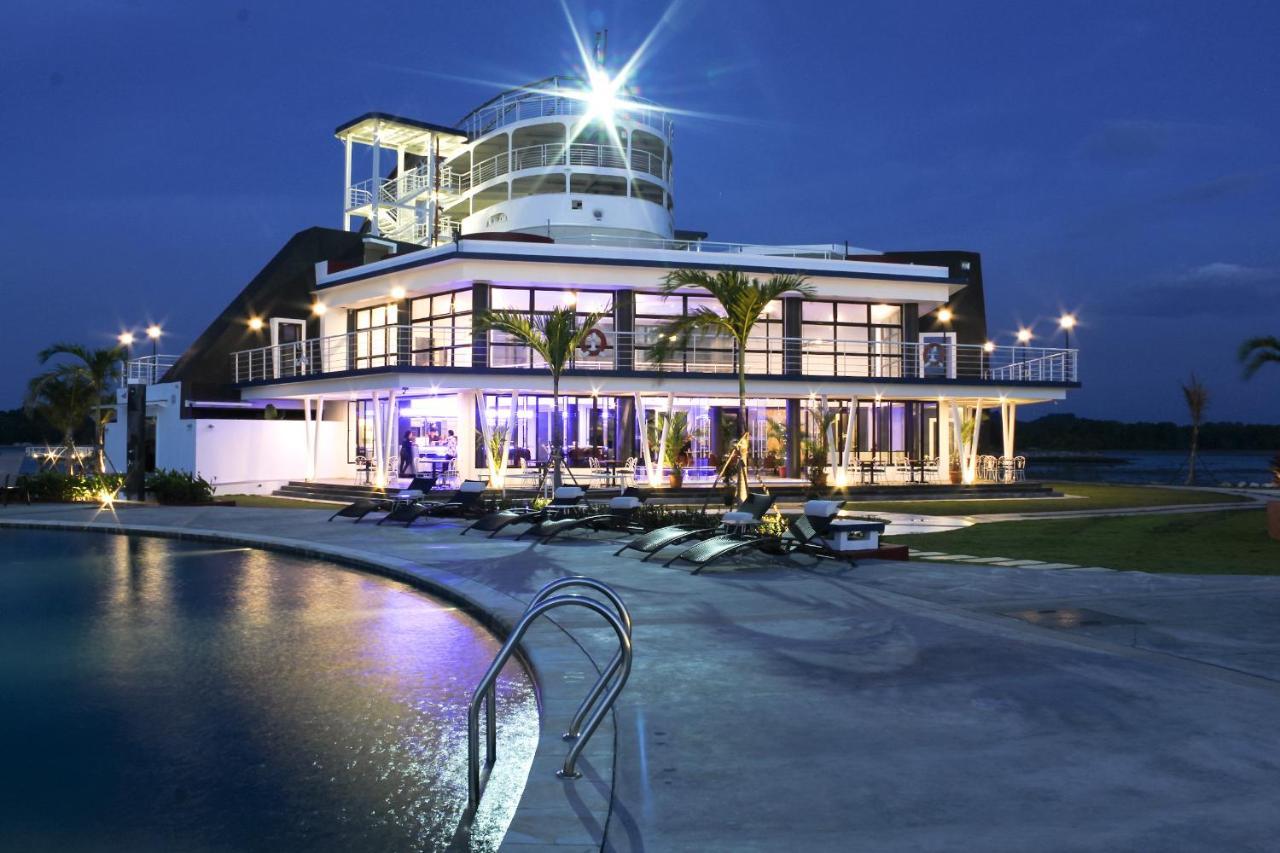 Doulos Phos The Ship Hotel Lagoi Exterior foto